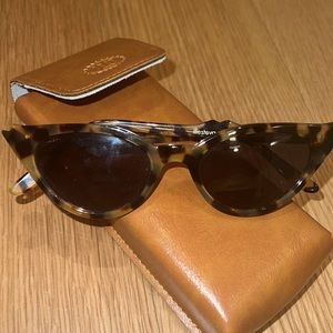 Illesteva cat eye sunglasses